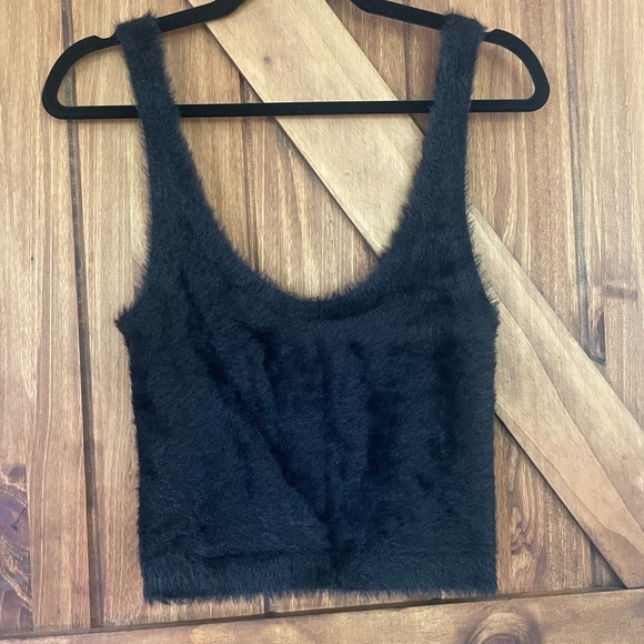 Fuzzy Victoria Secret Sleep Top - Picture 3 of 3